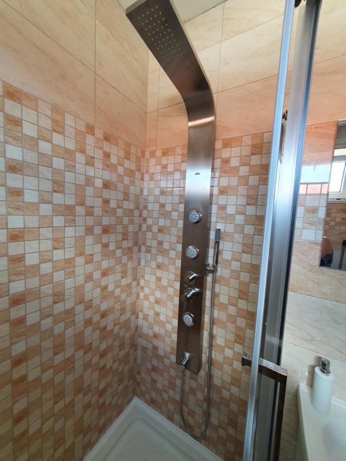 Fischer Apartman 3 Hajduszoboszlo Bagian luar foto
