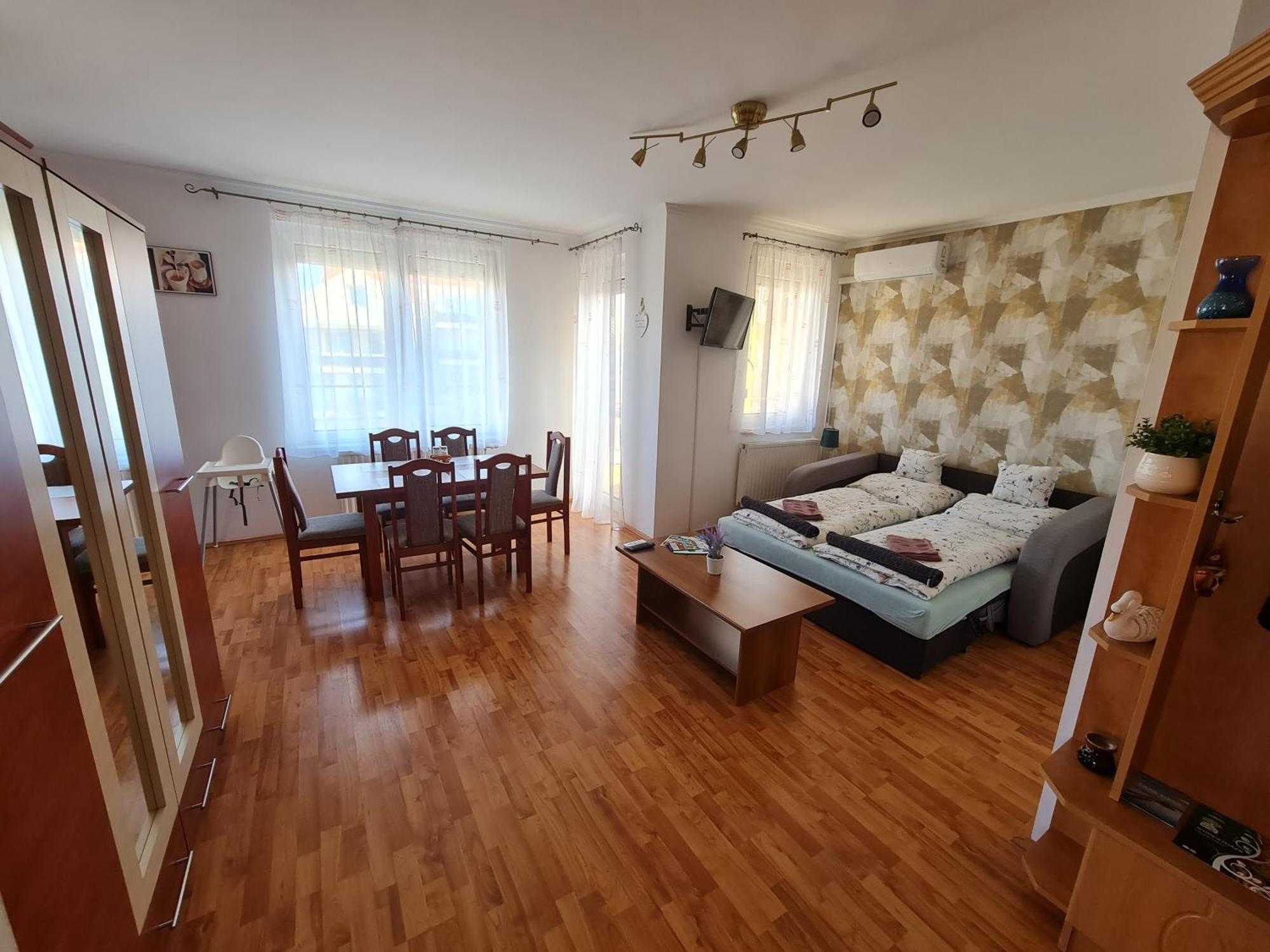 Fischer Apartman 3 Hajduszoboszlo Bagian luar foto