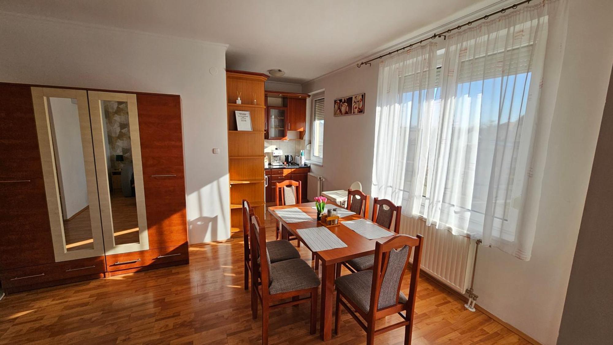 Fischer Apartman 3 Hajduszoboszlo Bagian luar foto